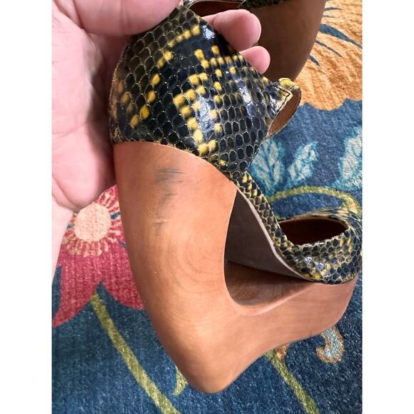 Jeffrey Campbell Rock Me Snakeprint Heels Size 7 - Picture 6 of 8